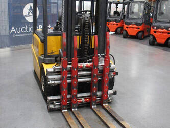 2003-jungheinrich-efg-vac25-45575317