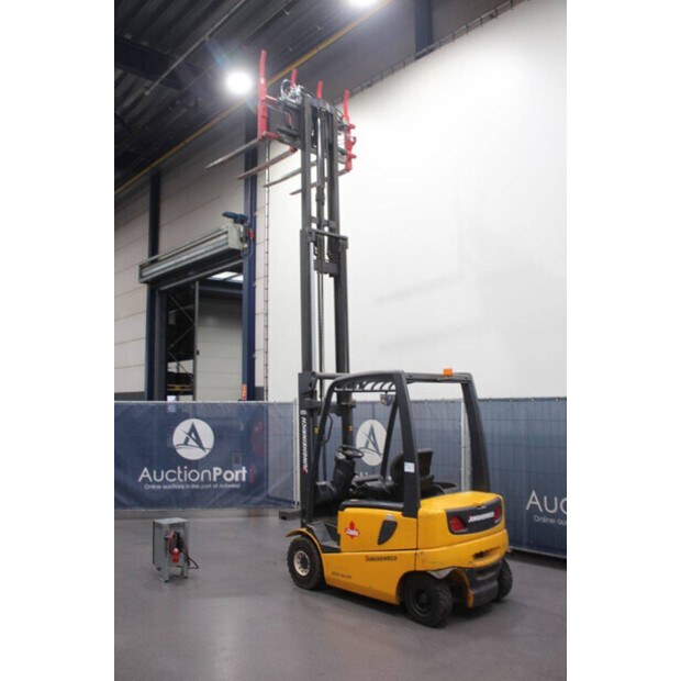 2003 Jungheinrich EFG-Vac25-45575343