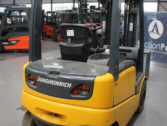 2003-jungheinrich-efg-vac-25-1424945-45575349