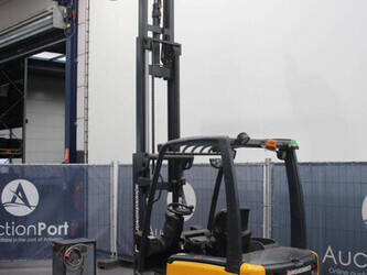 2003-jungheinrich-efg-vac-25-1424945-45575376