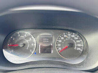 2020-renault-master-2-3dci-1424946-45575401