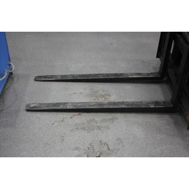 2005 Caterpillar EP25K-45575413