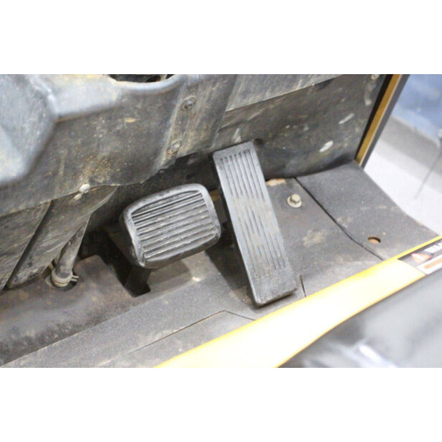 2005 Caterpillar EP25K-45575426