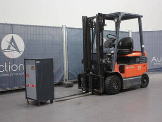 2007-toyota-7fbmf16-1424951-45575520