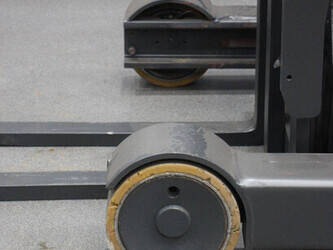 2005-linde-r14-1424959-45575748