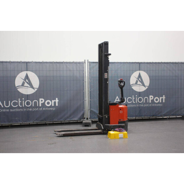 2004 BT S12-45575817