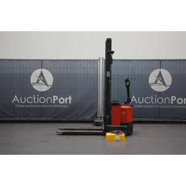 2004 BT S12-45575818