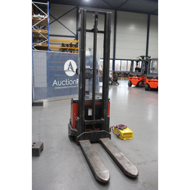 2004 BT S12-45575823