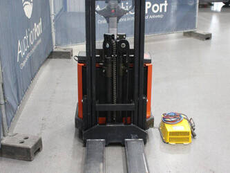 2004-bt-s12-1424963-45575898