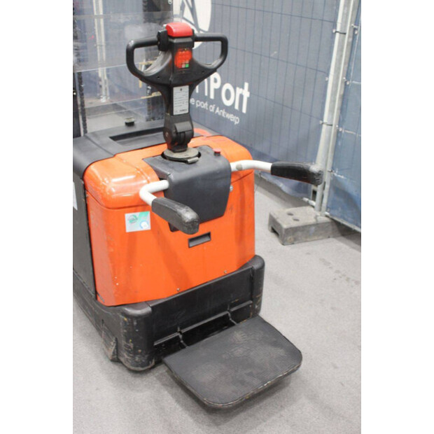 2004 BT SPE 160-45575982