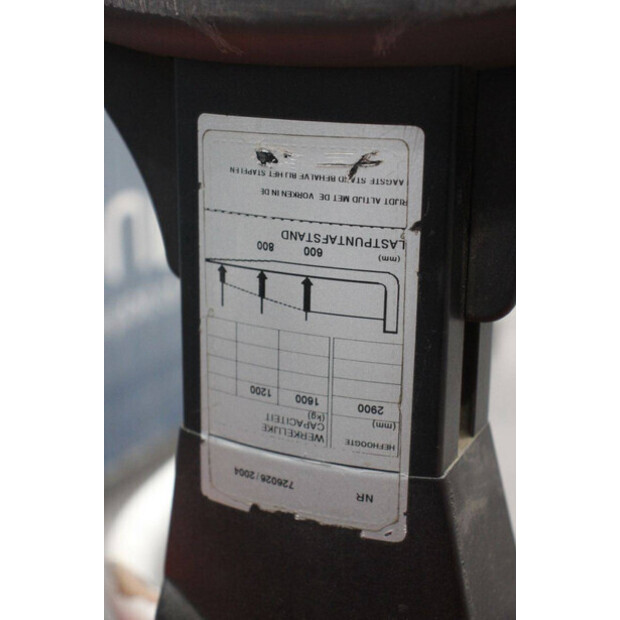 2004 BT SPE 160-45575988