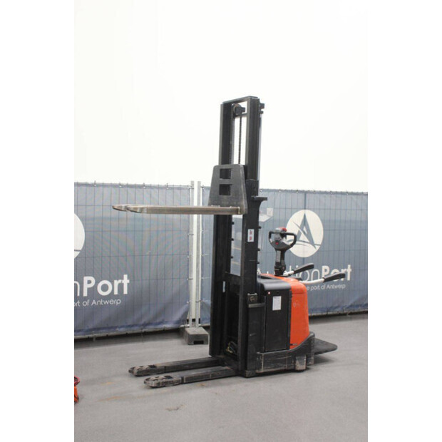 2004 BT SPE 160-45575991