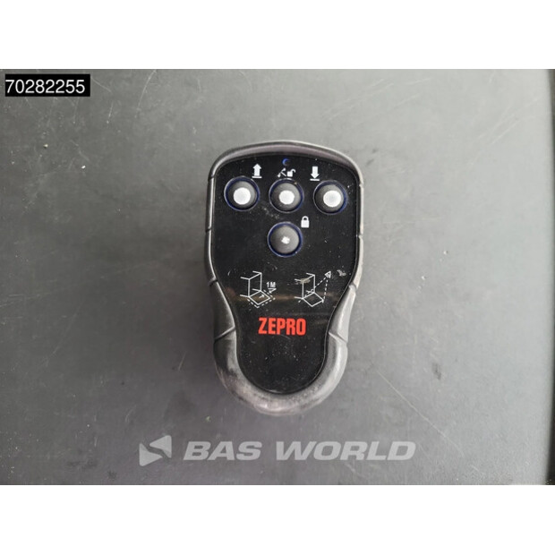 2013 Mercedes-Benz Atego 1324-45576041