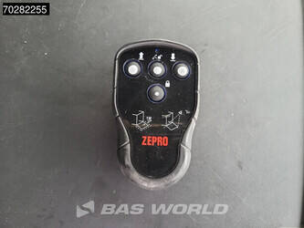 2013-mercedes-benz-atego-1324-1391479-45576041