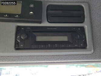 2013-mercedes-benz-atego-1324-1391479-45576054