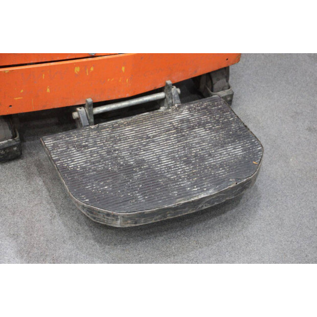 2000 Toyota SLL16-45576152