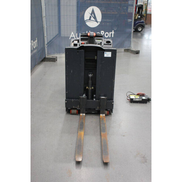 2017 Linde V08-02-45576218