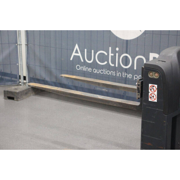 Linde V08-02-45576256