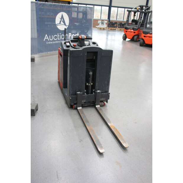 2018 Linde V08-02-45576262