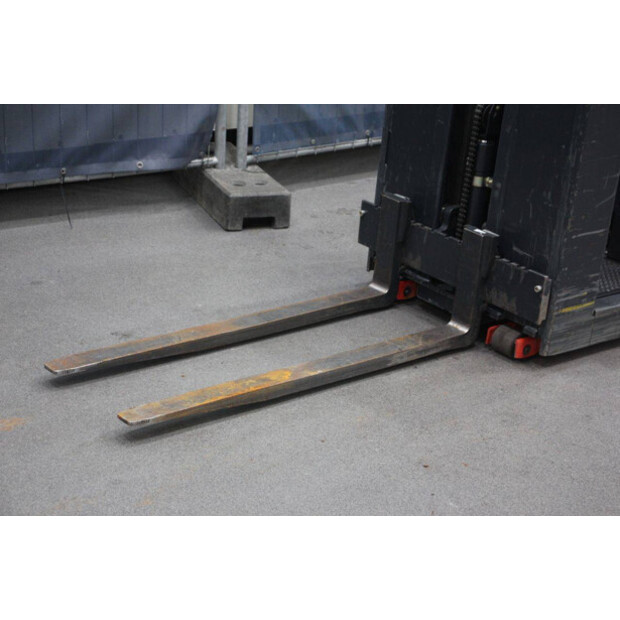 2018 Linde V08-02-45576265