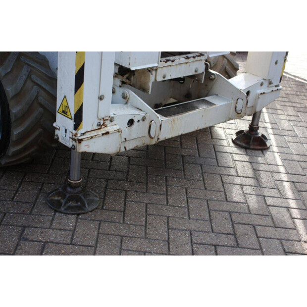 2016 Genie GS2669RT-45576324