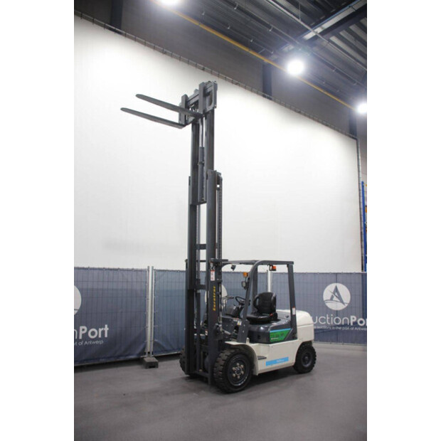 2023 Eurotrac FB30-45576361