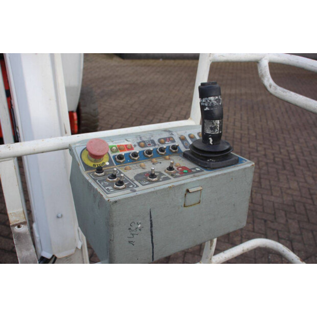 2015 مانيتو 150AETJL-45576483