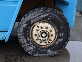 2004-yale-gdp160eb-45576518