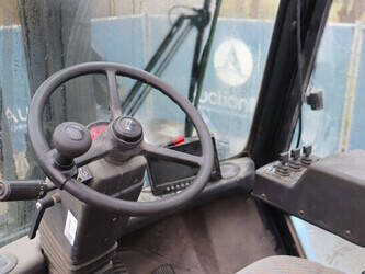 2004-yale-gdp160eb-45576525