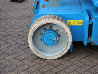 2013-genie-z-34-22-1424983-45576592