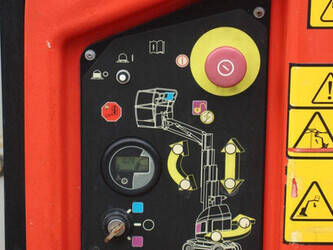 2012-jlg-toucan-8e-1424985-45576663