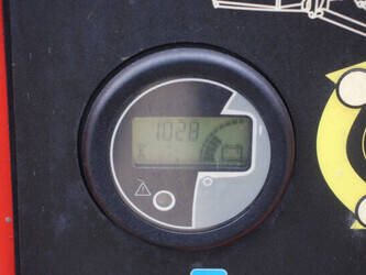 2012-jlg-toucan-8e-1424985-45576664