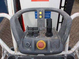 2012-jlg-toucan-8e-1424985-45576681