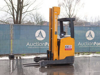 صورة ل رافعات 2012 جنجهينريتش ETV 214