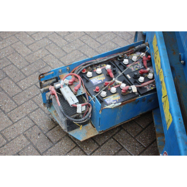 2014 جيني GS-1532-45576844