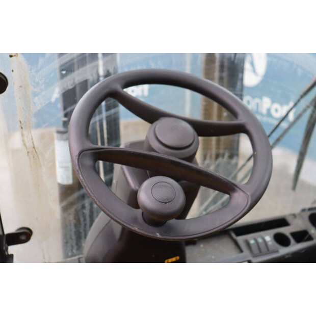 2015 Yale ERP25VL V2745-45577002