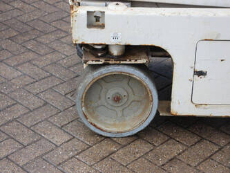 2013-genie-gs-2632-1424997-45577024