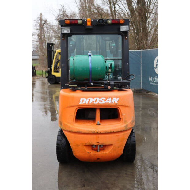 2015 Doosan G30E-5-45577076