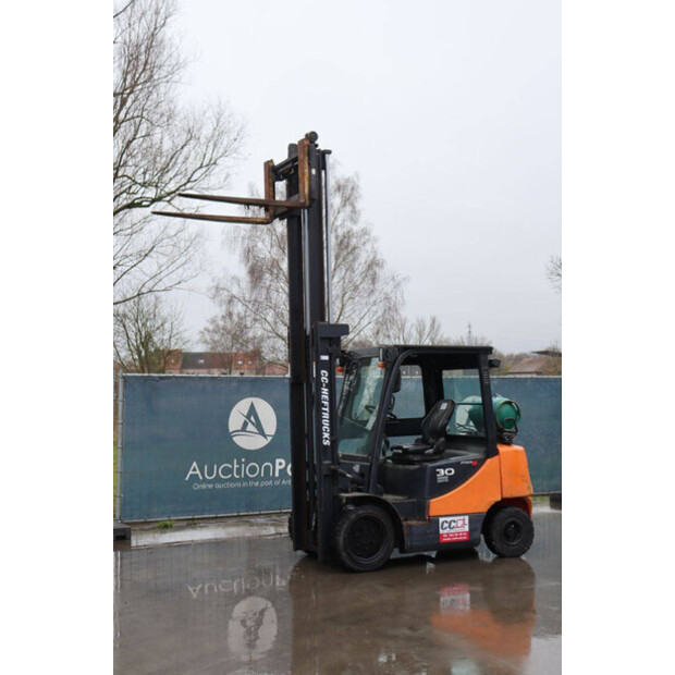 2015 Doosan G30E-5-45577101