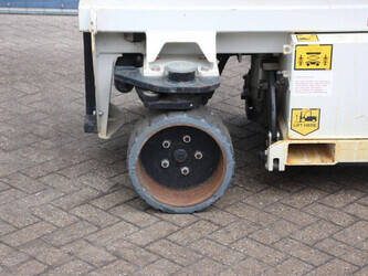 2013-holland-lift-ecostar-hl-11812-1425001-45577146