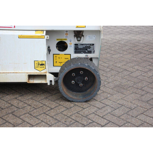 2013 Holland Lift Ecostar HL-11812-45577147