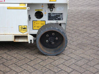 2013-holland-lift-ecostar-hl-11812-1425001-45577147