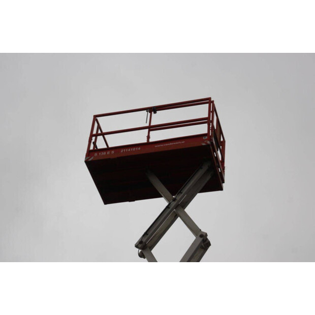 2013 Holland Lift Ecostar HL-11812-45577162