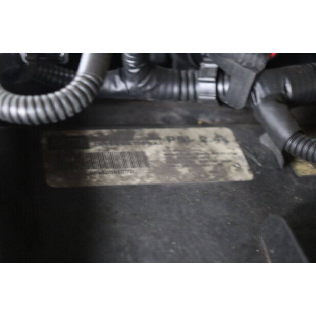 2017 Hyster H2.5XT-45577207