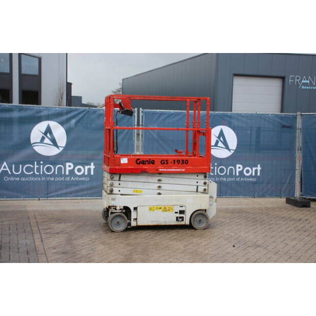 2013 جيني GS-1932-45577227