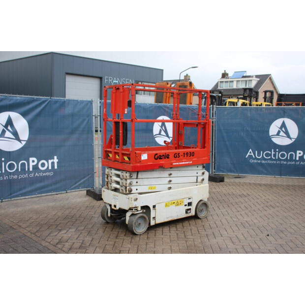 2013 جيني GS-1932-45577235