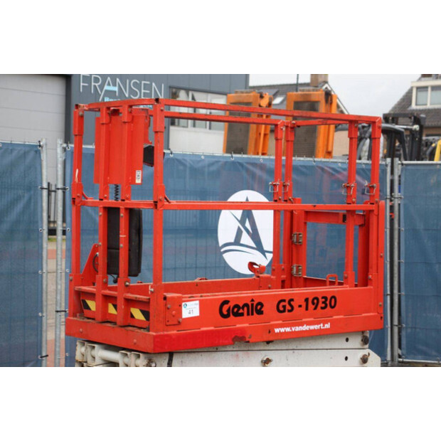 2013 جيني GS-1932-45577237