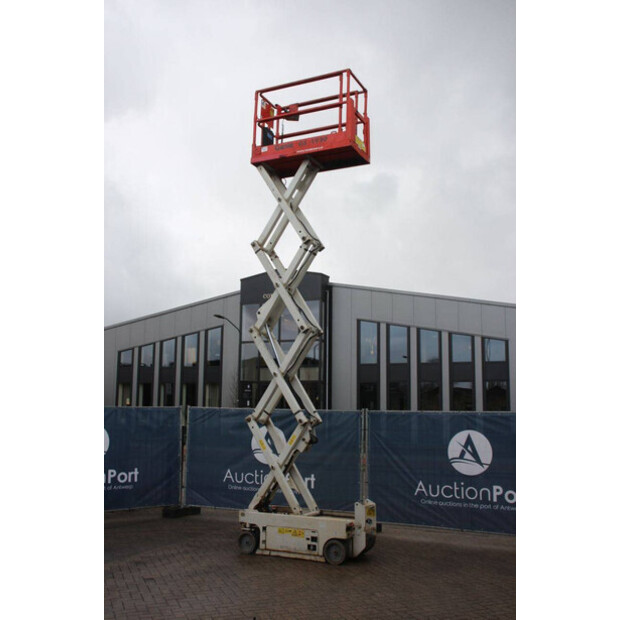 2013 جيني GS-1932-45577252