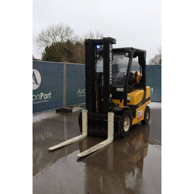 2015 Yale GLP30VX E2345-45577296