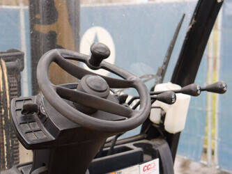 2015-yale-glp30vx-e2345-45577312